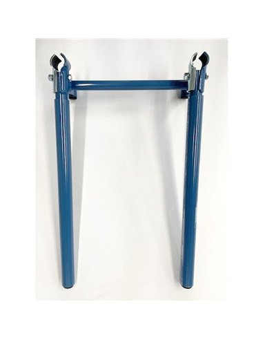 Cadre support en tubes d'acier. Les tubes porteurs sont recouverts d'une gaine de protection. Vissé solidement au chariot en que